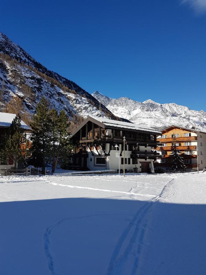 Alpenhof Apartment Saas-Almagell